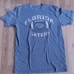 Gray Short Sleeve Tee with Distressed Florida Gators Graphic